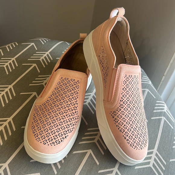 Vionic Pink Slip-On Sneakers - Picture 2 of 11